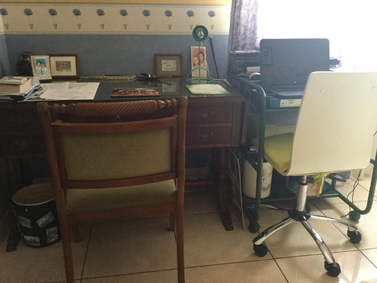 Chambre Et Piece Confort La Possession Bagian luar foto
